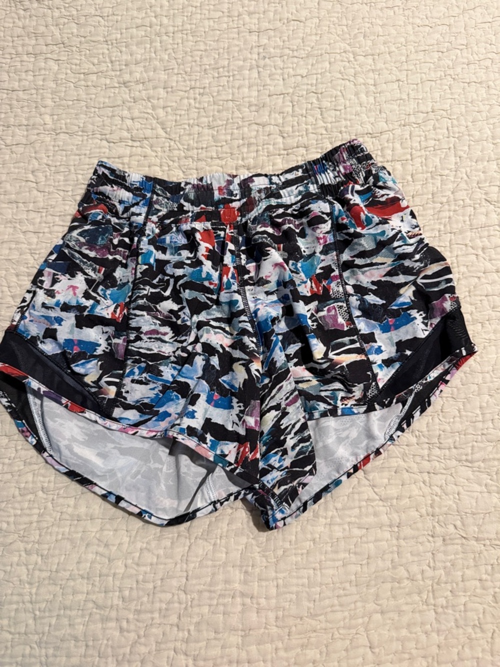 lululemon hotty hot shorts